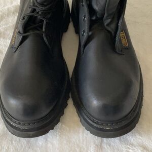 PROSPECTOR GORE-TEX Black Boots Durable Lace-Up Design